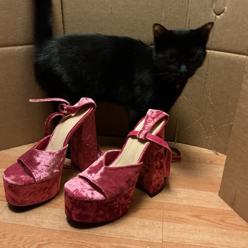 Velvet Platform Sandals in Rose Pink with Ankle Strap